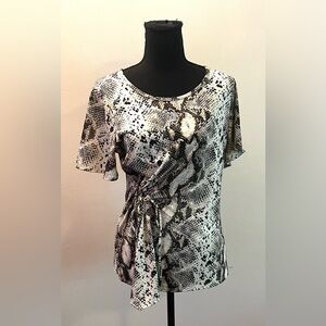 NY Collection- Women's Snake Print Top Size M